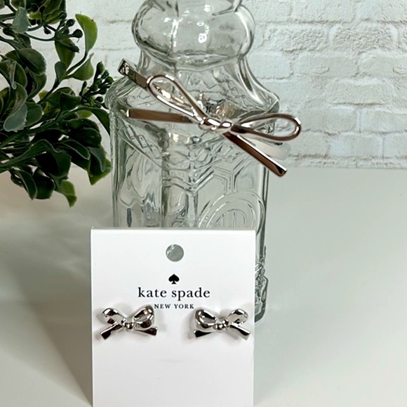 Kate Spade Skinny Mini Bow Bangle and Skinny Mini Bow Studs (SET) NWT - Picture 7 of 17